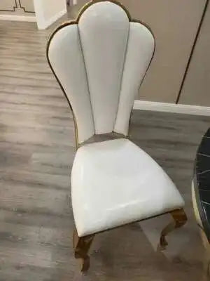 Modern Dining Chair – Elegant Comfort for Home