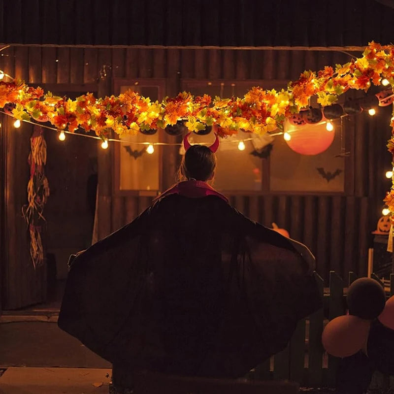 Autumnelle™ – Artificial Maple Leaf Garland