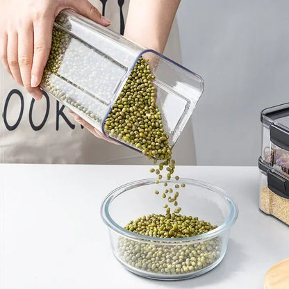 Sealora™ – Stackable Airtight Food Storage Set