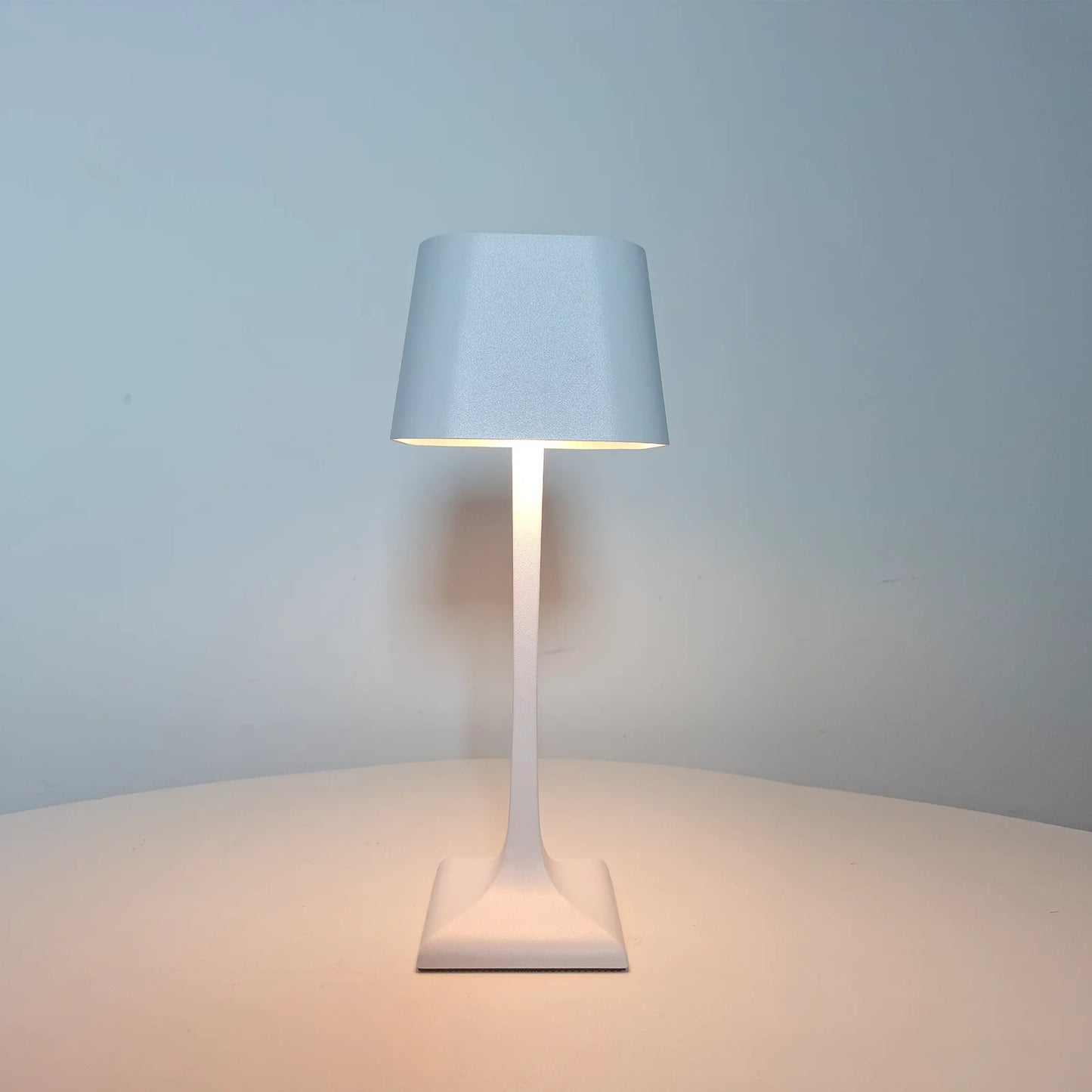 Cordless Table Lamp – Dimmable Bedside Light